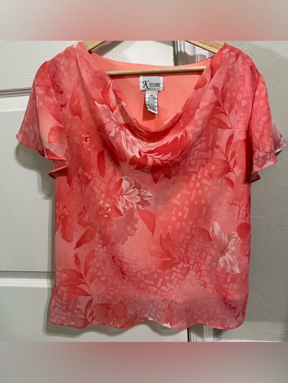 K Studio Coral Floral Cowl-Neck Blouse with Flutter Sleeves Size 14